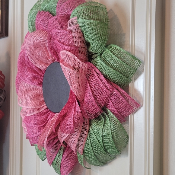 Handmade Poly Burlap Flower Wreath - Picture 2 of 3
